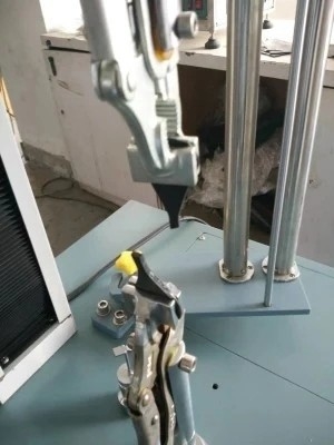 마이크로컴퓨터 서보 기구에 의한 신근 만능 인장 시험기 OEM